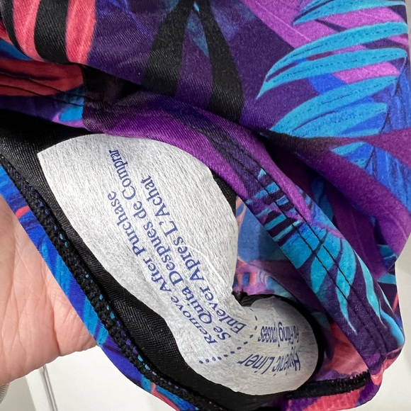 Miraclesuit Revele Framboise Slimming One Piece Swimsuit Size 10 - Picture 4 of 10